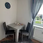 Apartment Fruehauf